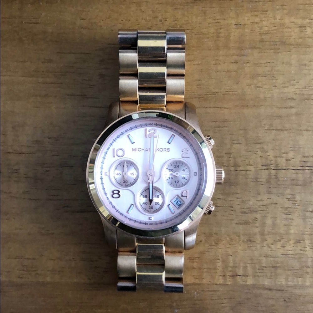 Michael Kors rose gold watch